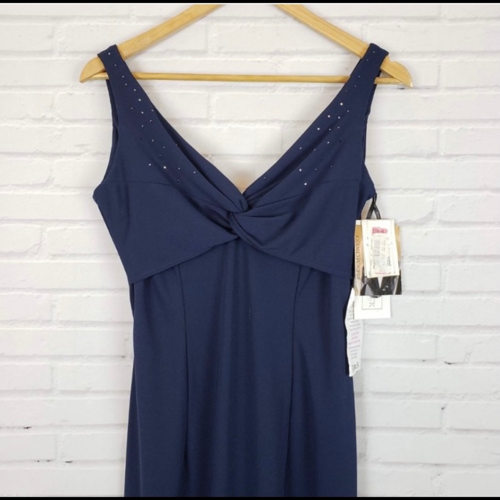 Beautiful Navy Evening gown size 8